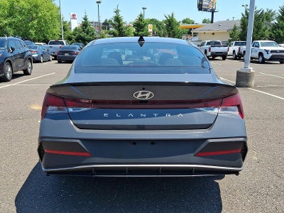 2025 Hyundai ELANTRA SEL Sport IVT