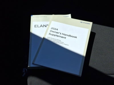 2024 Hyundai ELANTRA SEL IVT