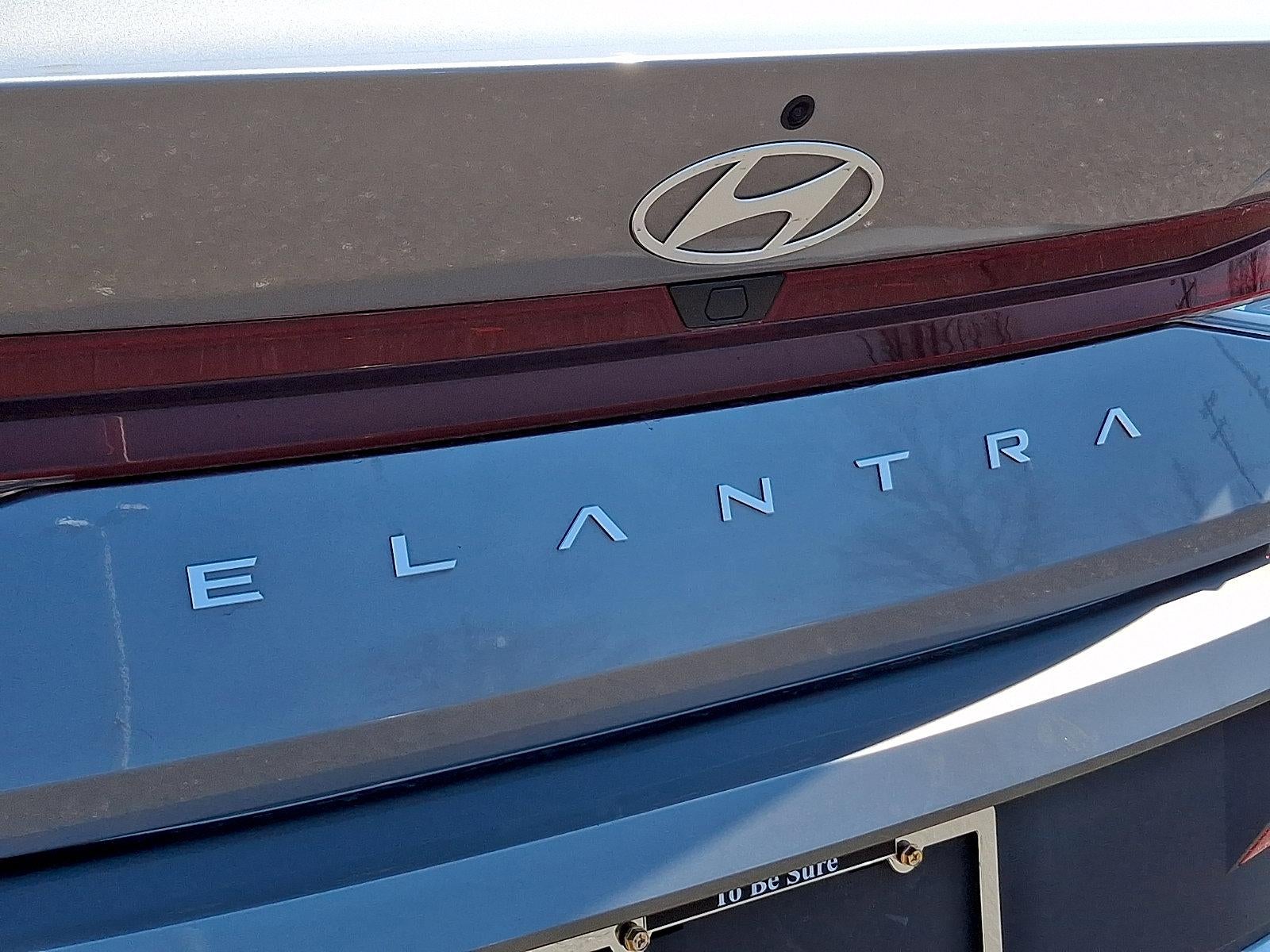 2024 Hyundai ELANTRA SEL IVT