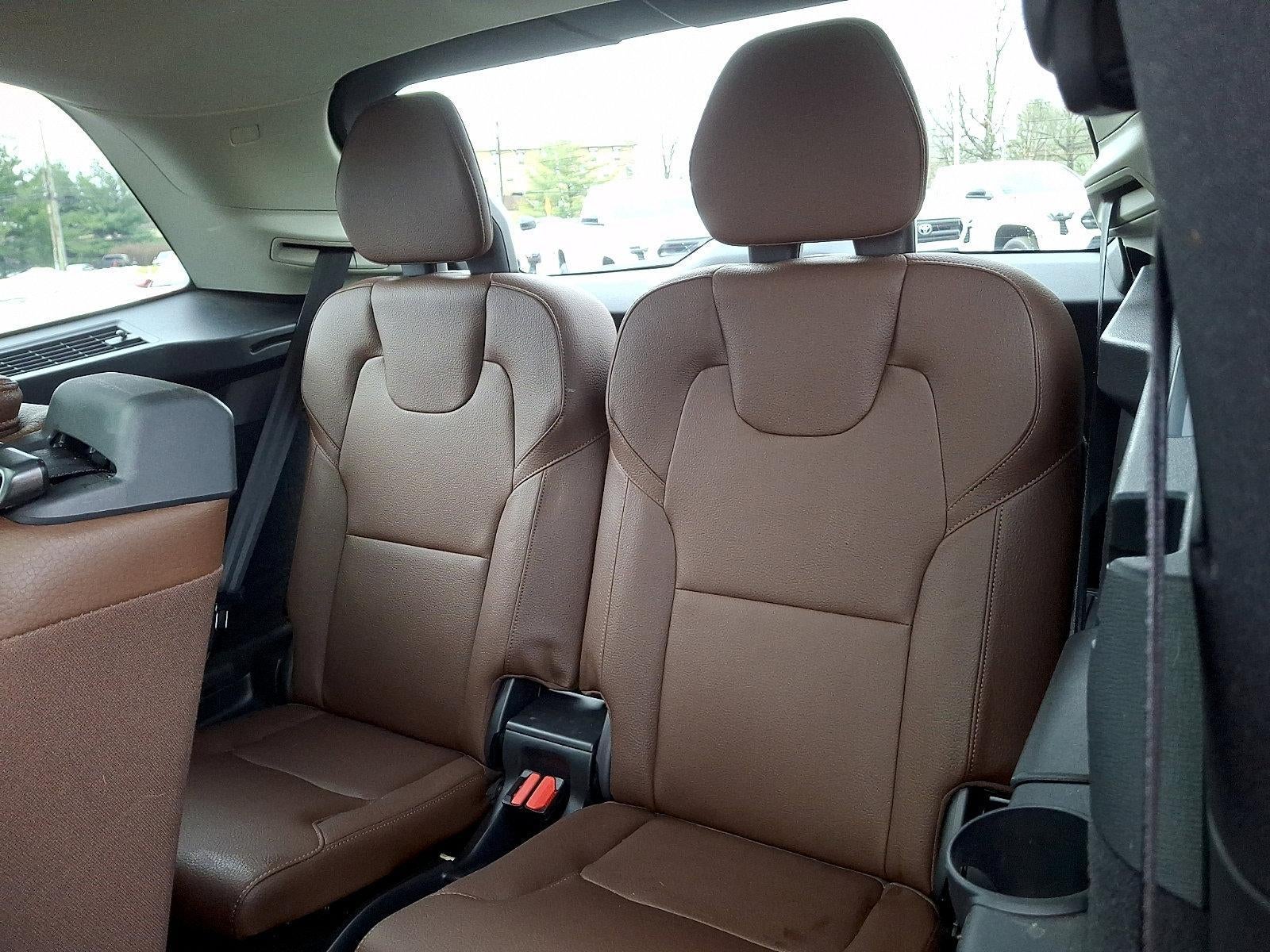 2019 Volvo XC90 T6 AWD Momentum