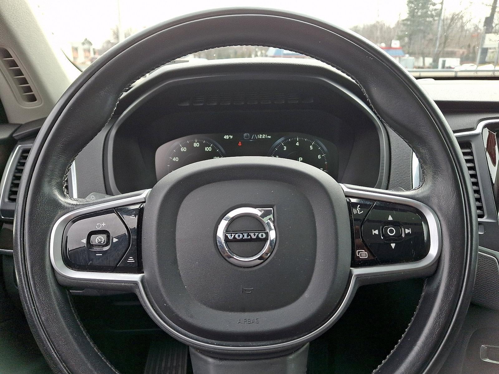 2019 Volvo XC90 T6 AWD Momentum