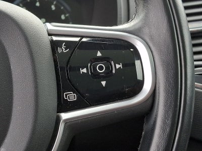 2019 Volvo XC90 T6 AWD Momentum