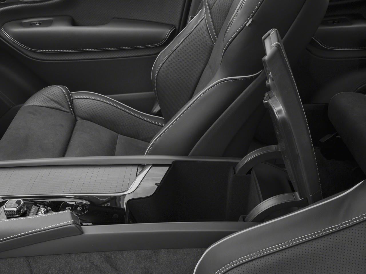 2018 Volvo XC90 T6 AWD 7-Passenger R-Design