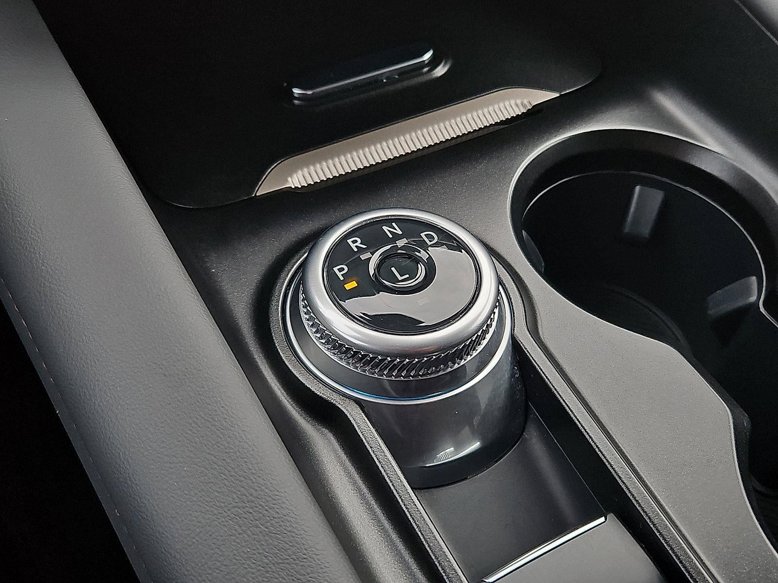 2025 Ford Explorer Active 4WD