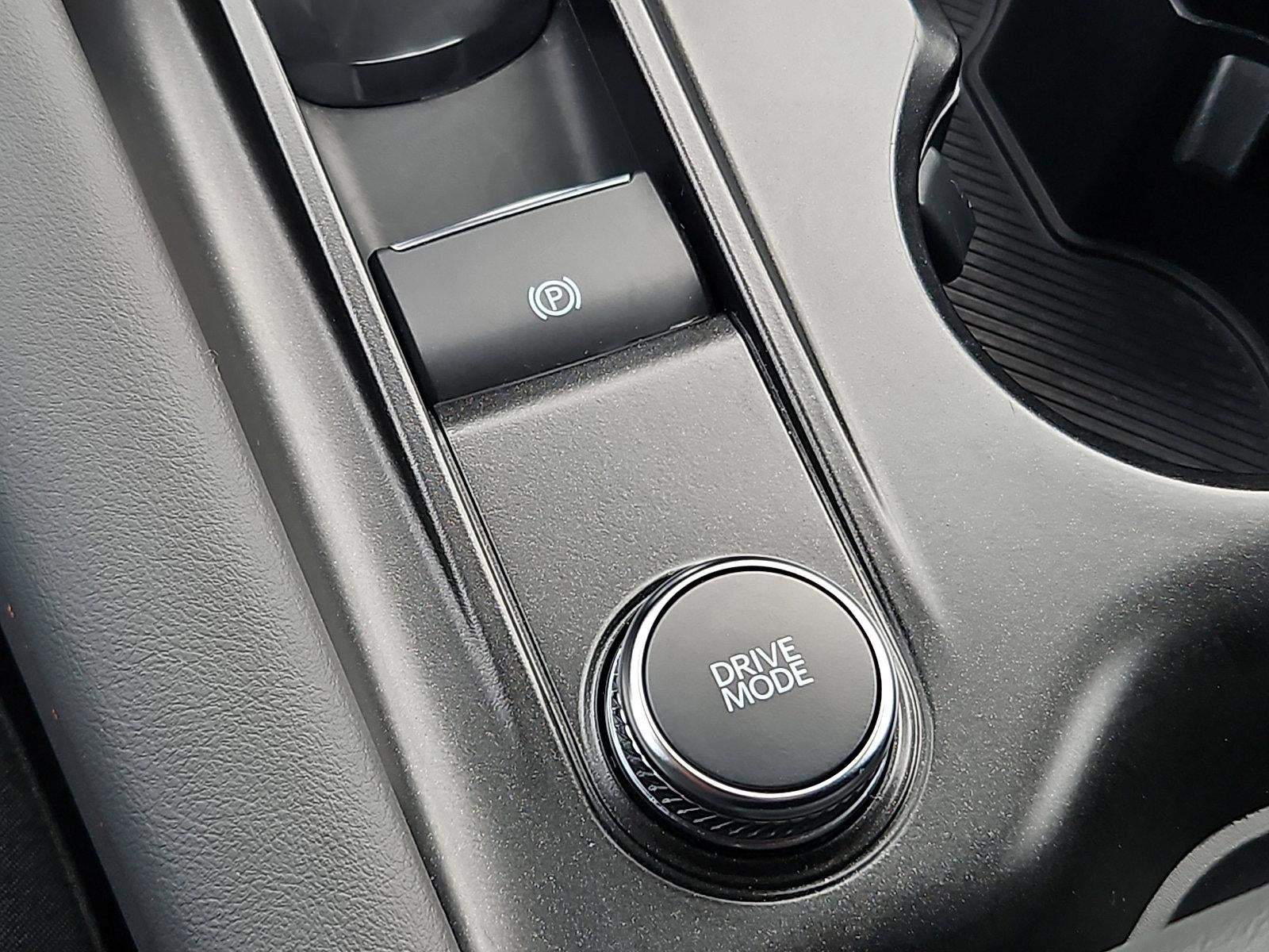 2025 Ford Explorer Active 4WD