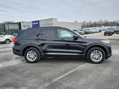 2025 Ford Explorer Active 4WD