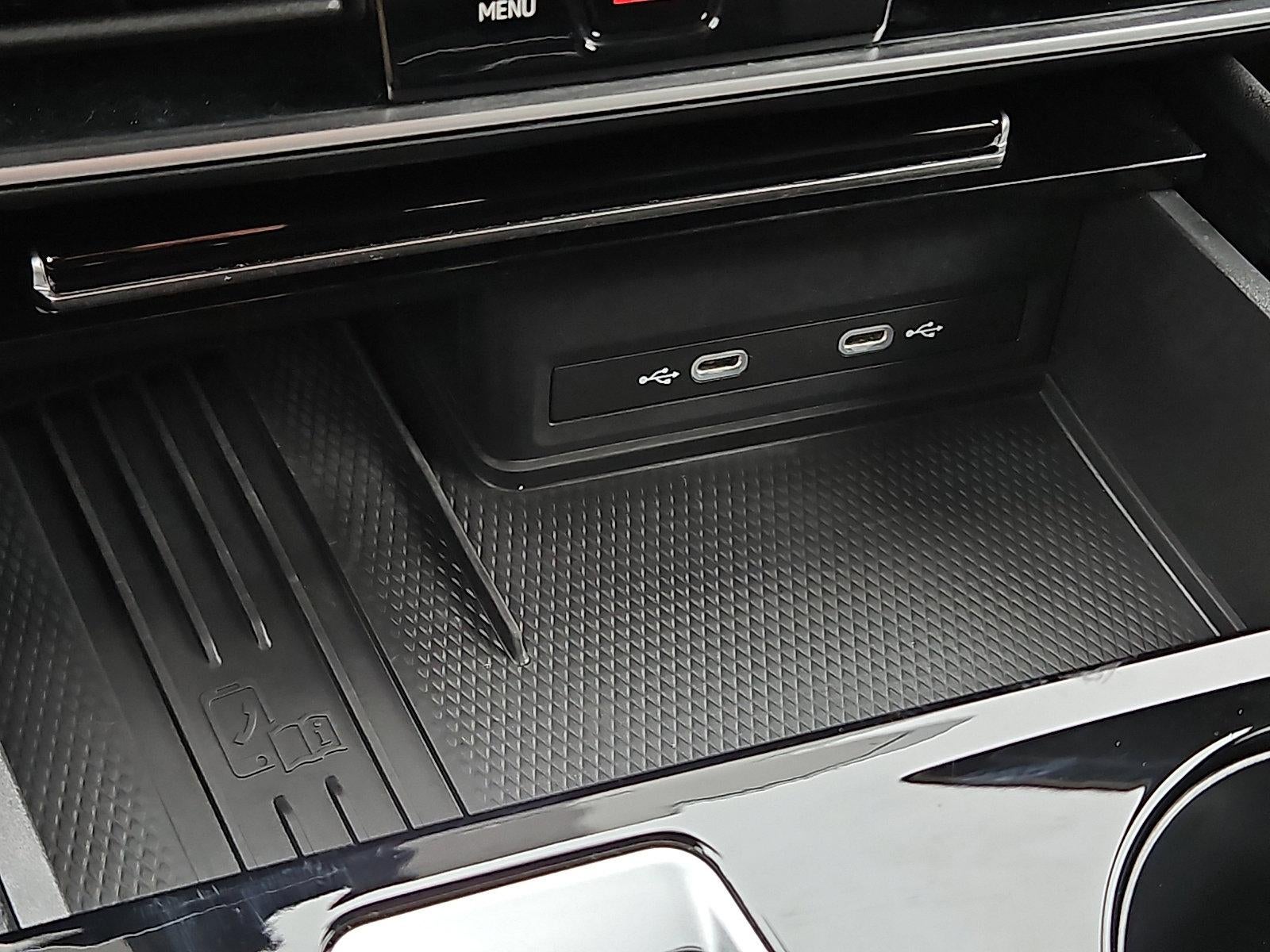 2025 Volkswagen Atlas 2.0T SE w/Technology 4MOTION