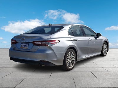 2019 Toyota Camry XLE Auto (SE)