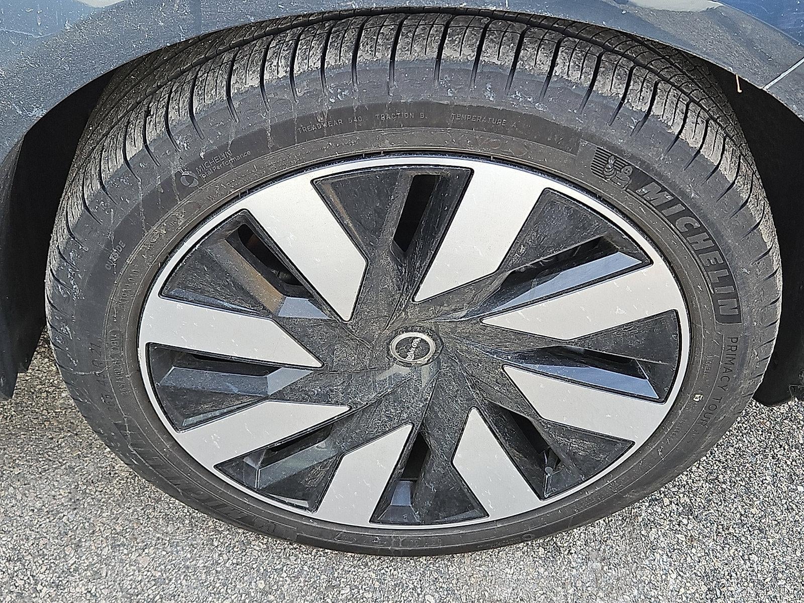 2025 Volvo EX90 Twin Motor Performance Ultra 7-Seater