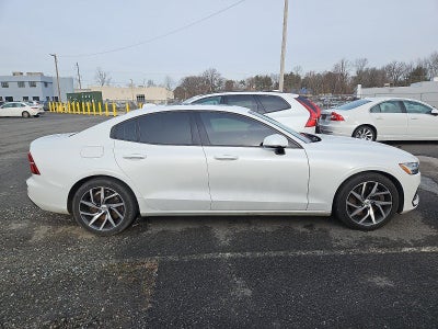 2019 Volvo S60 T6 AWD Momentum