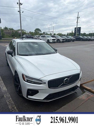 2024 Volvo S60 B5 FWD Core Dark Theme