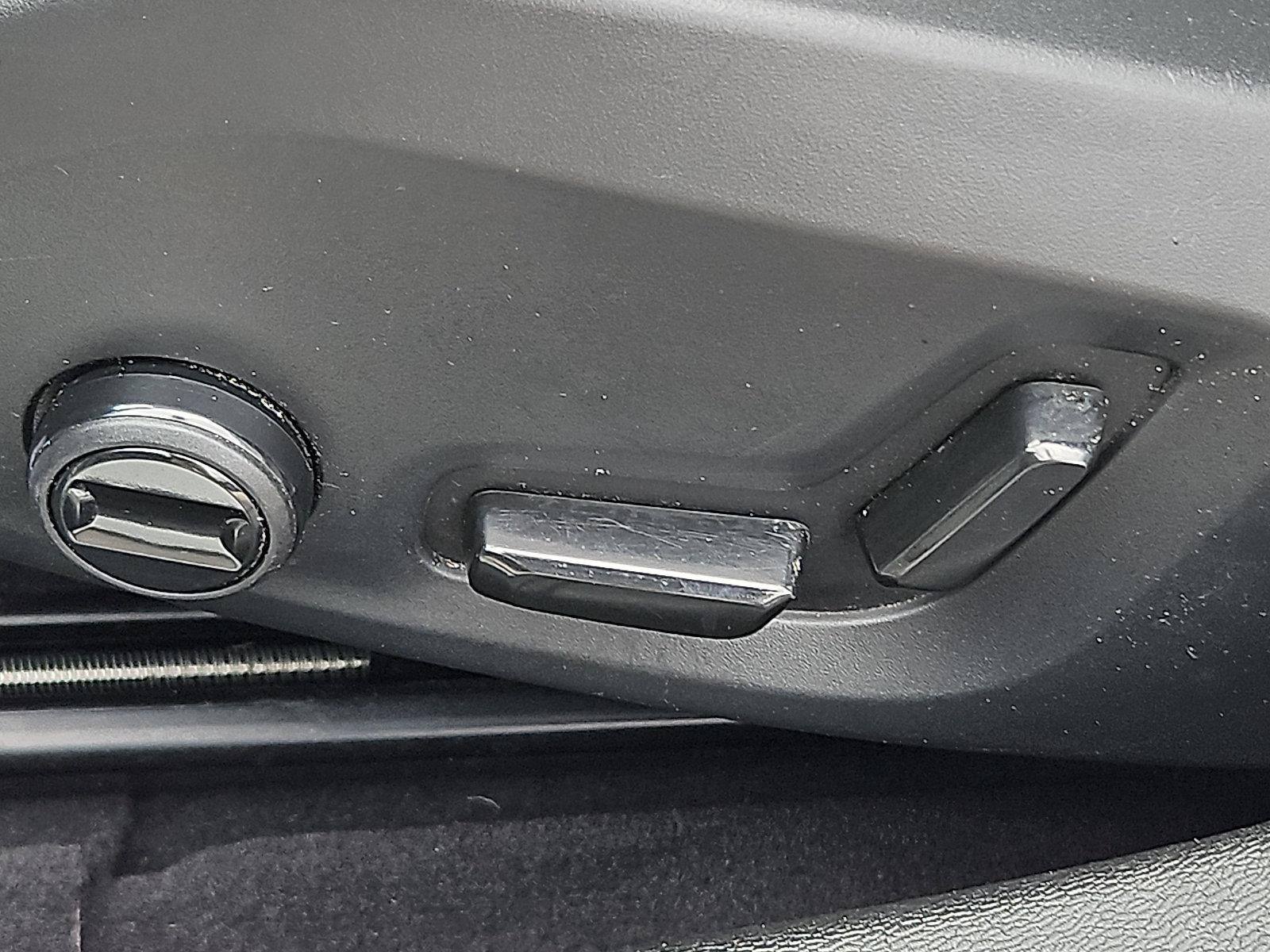 2024 Volvo S60 B5 FWD Core Dark Theme