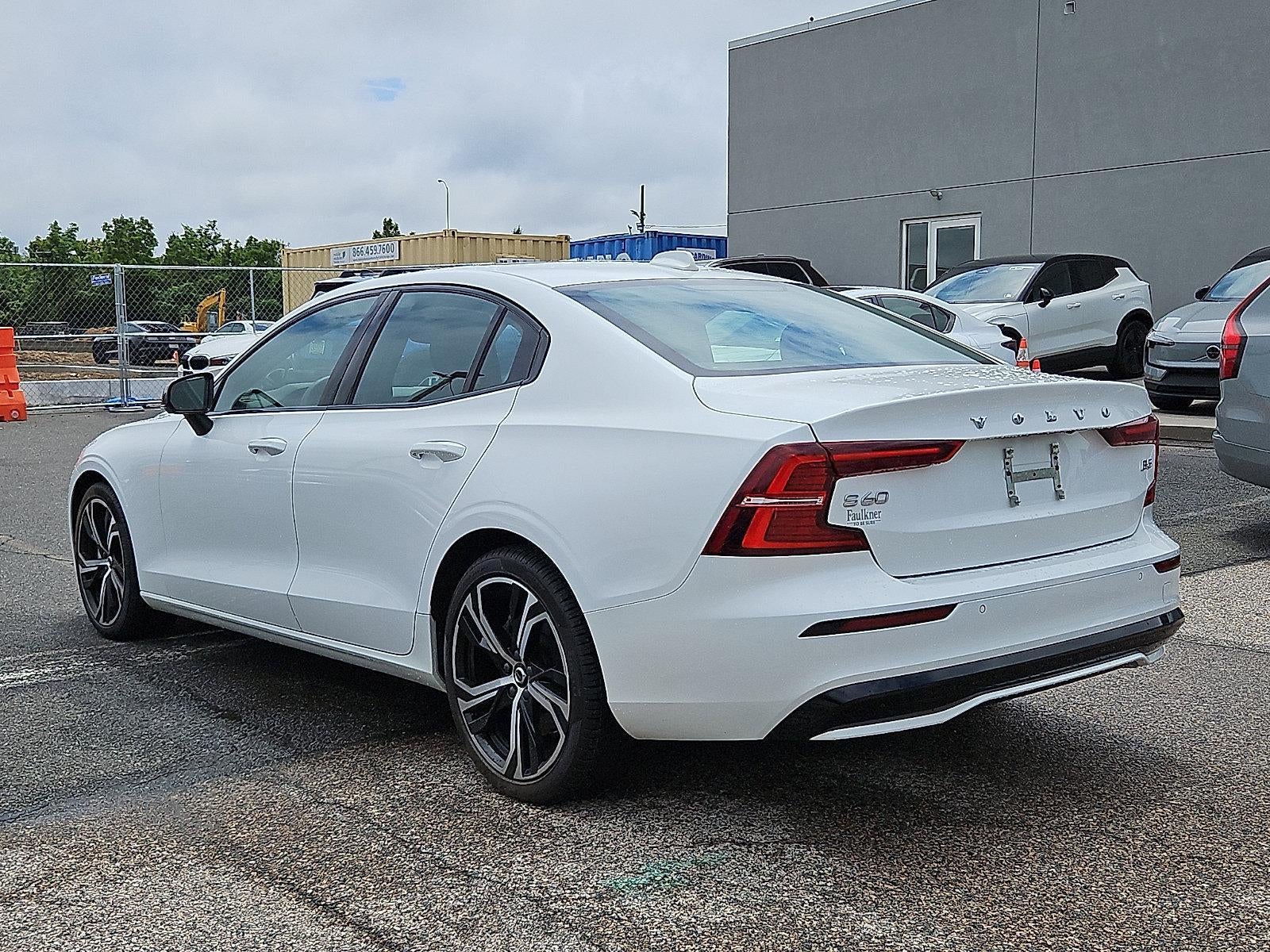 2024 Volvo S60 B5 FWD Core Dark Theme