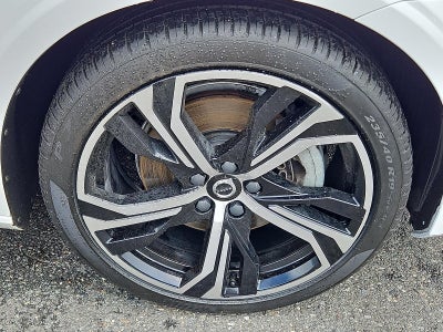 2024 Volvo S60 B5 FWD Core Dark Theme
