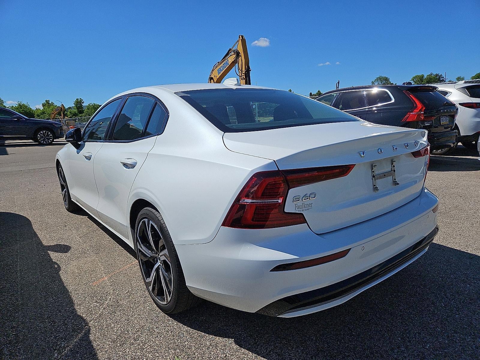 2024 Volvo S60 B5 FWD Core Dark Theme