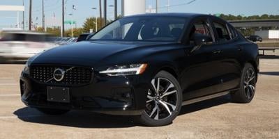2024 Volvo S60 B5 AWD Core Dark Theme