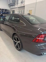 2024 Volvo S60 B5 AWD Plus Dark Theme
