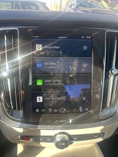 2023 Volvo S60 B5 AWD Plus Dark Theme