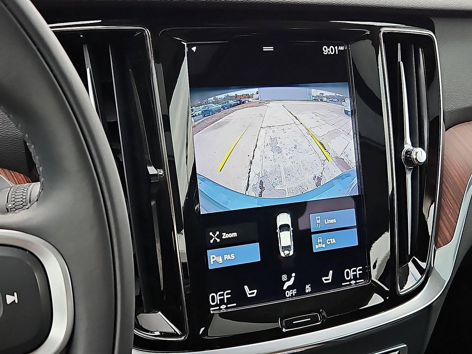 2022 Volvo S60 B5 AWD Momentum