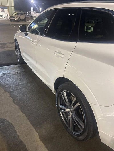 2018 Volvo XC60 T5 AWD Momentum