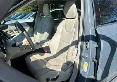 2023 Volvo XC90 B6 AWD Plus 6P