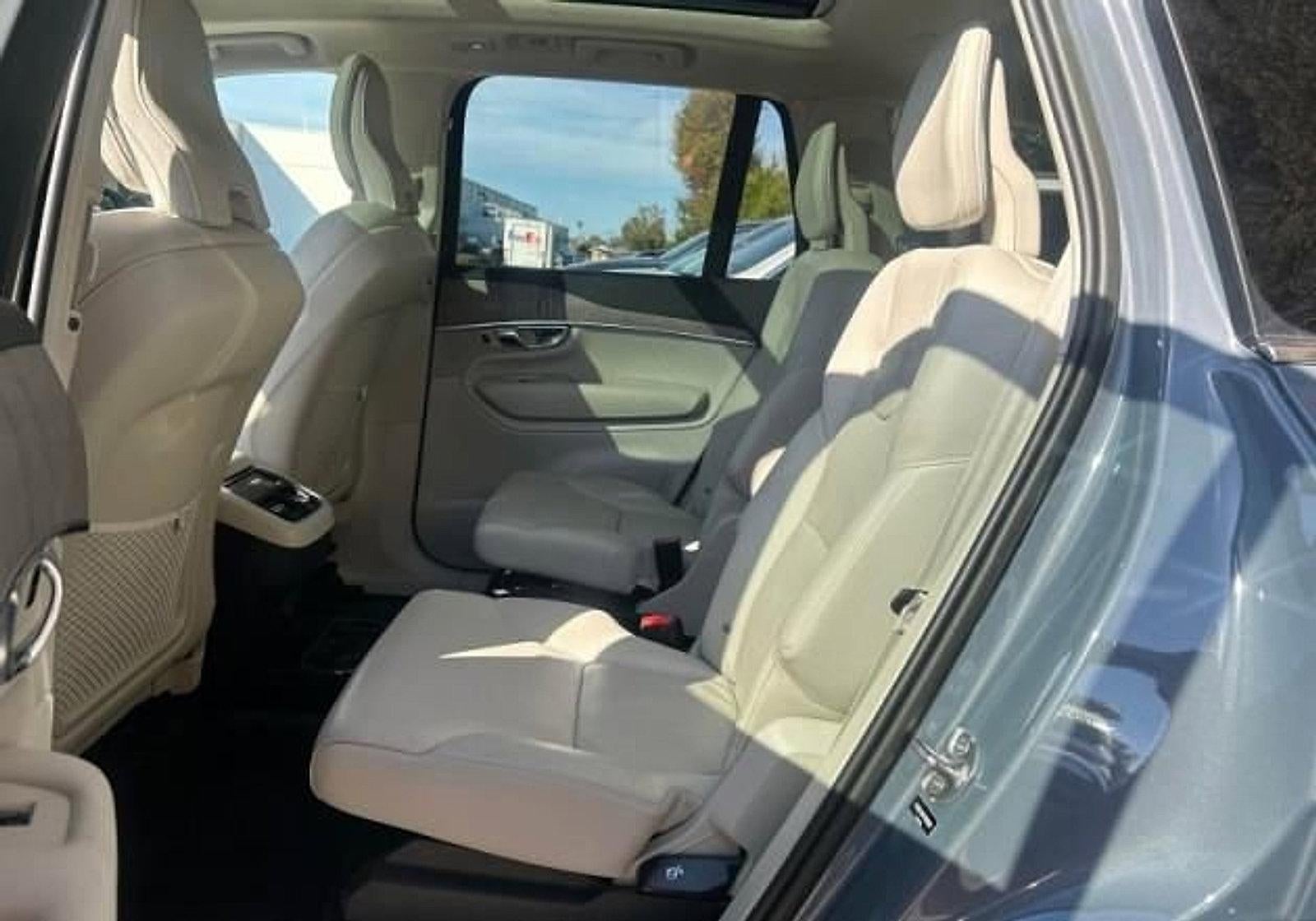 2023 Volvo XC90 B6 AWD Plus 6P