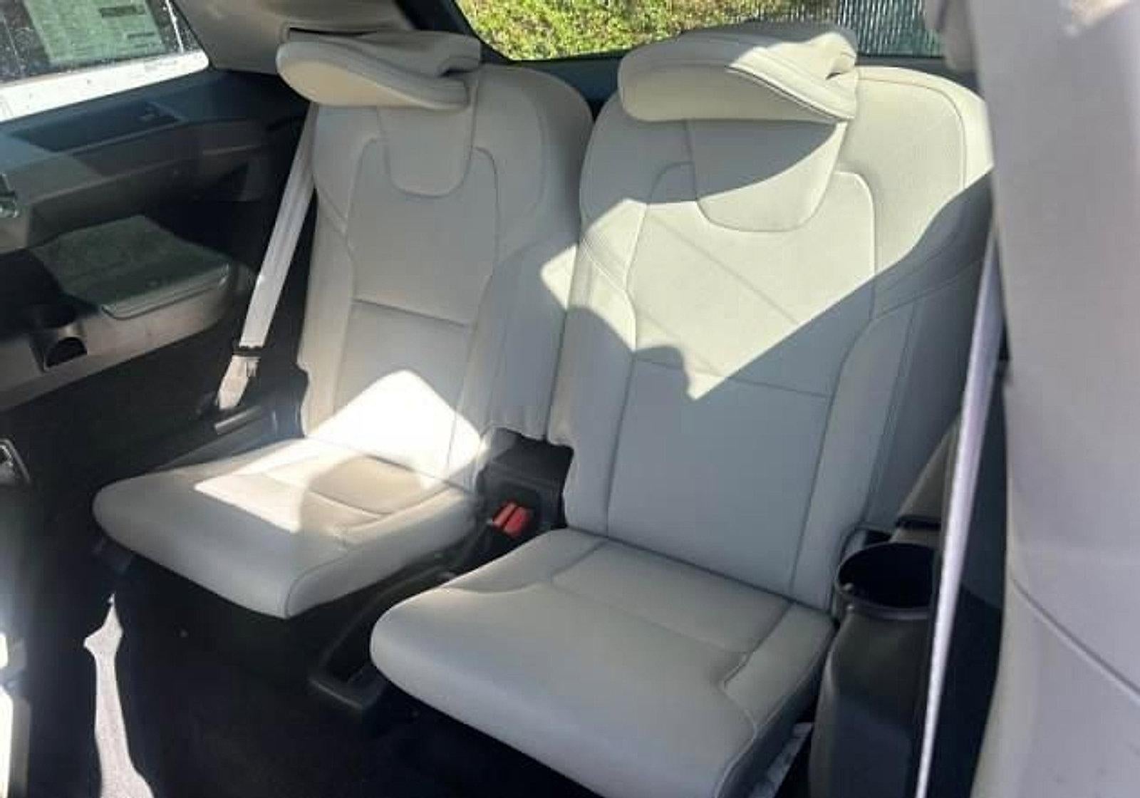 2023 Volvo XC90 B6 AWD Plus 6P