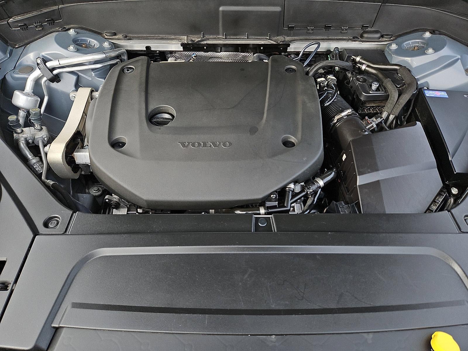 2023 Volvo XC90 B6 AWD Plus 6P