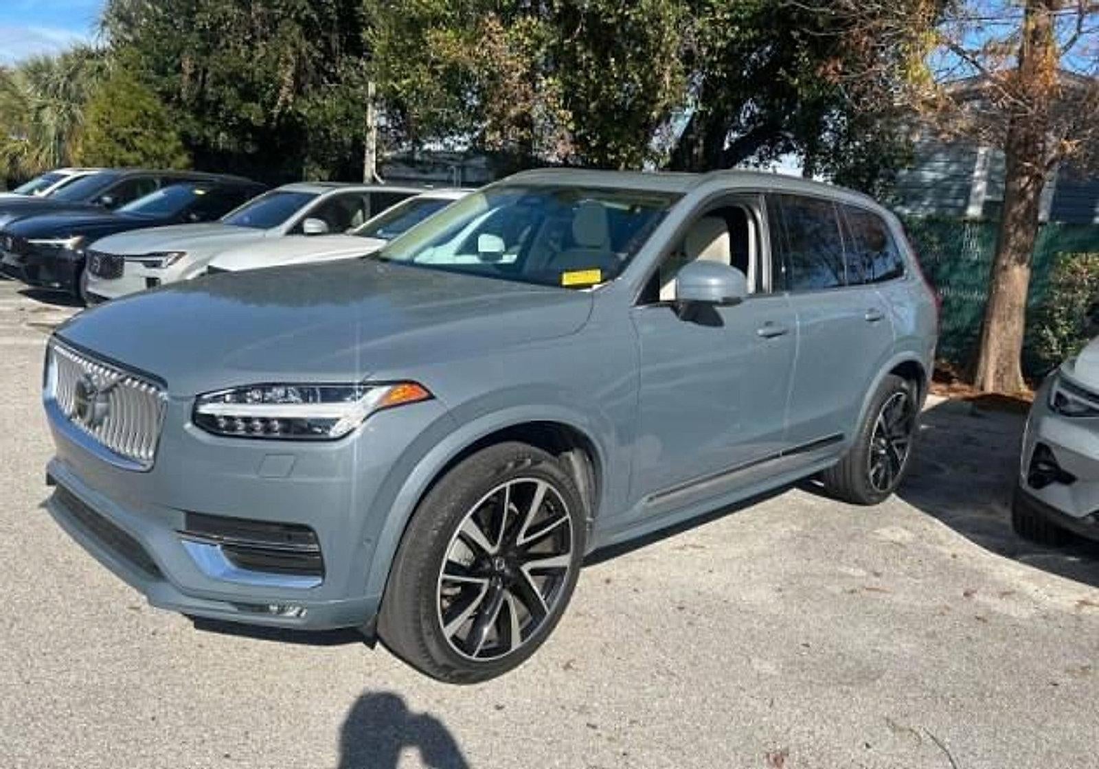 2023 Volvo XC90 B6 AWD Plus 6P