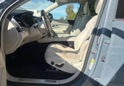 2023 Volvo XC90 B6 AWD Plus 6P