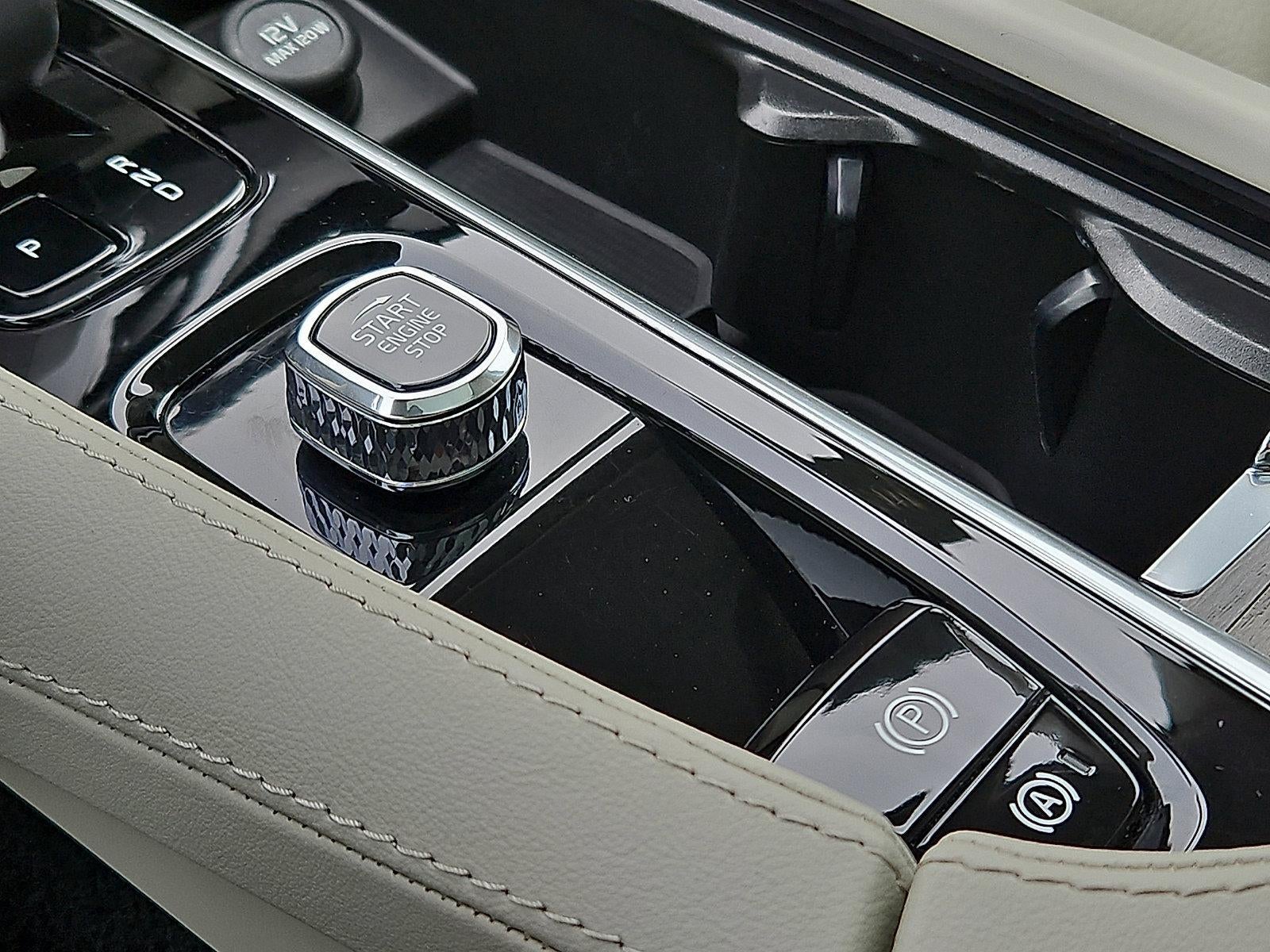 2023 Volvo XC90 B6 AWD Plus 6P