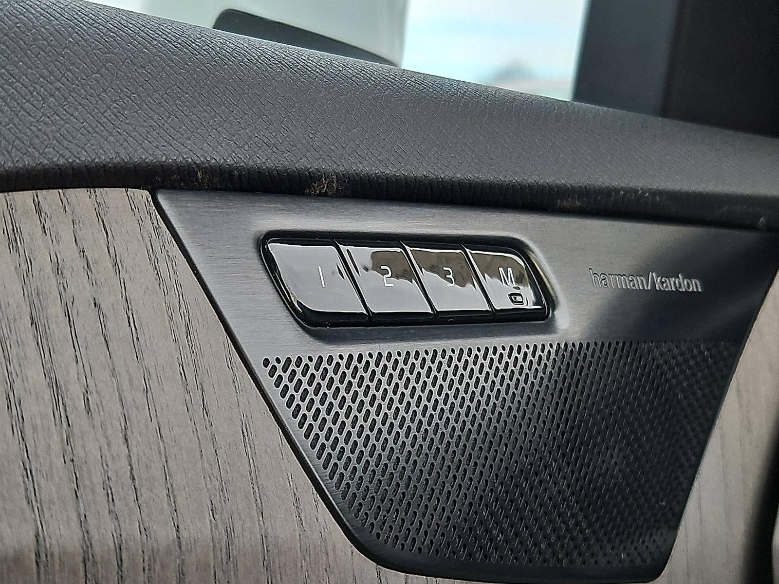 2023 Volvo XC90 B6 AWD Plus 6P