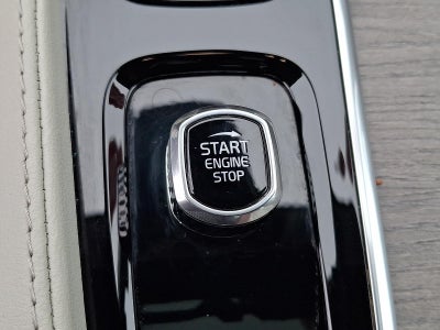 2024 Volvo XC90 B6 AWD Ultimate Bright Theme 6P