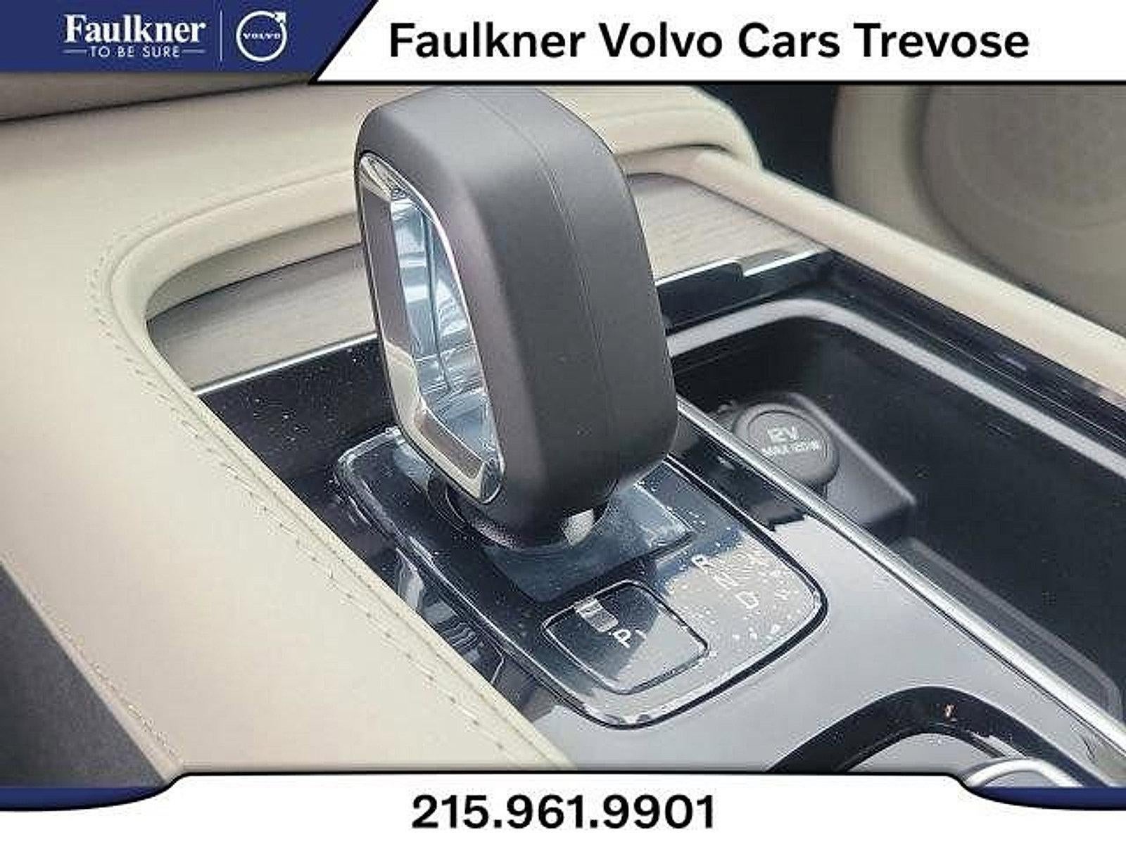 2025 Volvo XC90 B6 AWD Plus 7-Seater