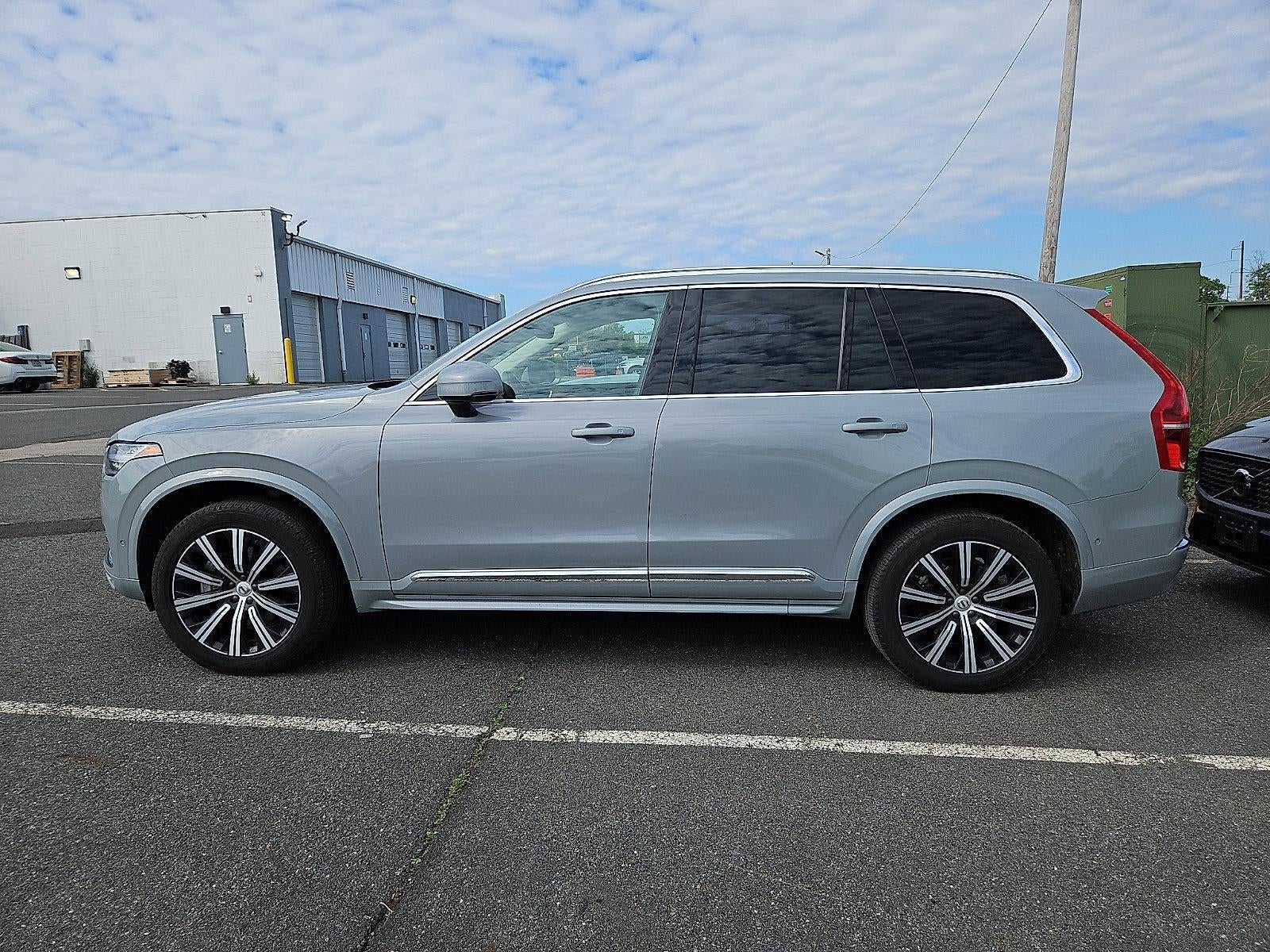 2025 Volvo XC90 B6 AWD Plus 7-Seater
