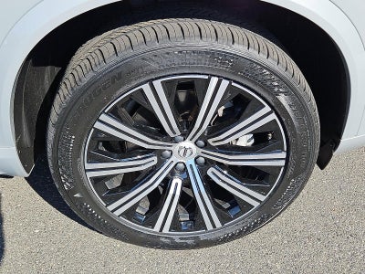 2025 Volvo XC90 B6 AWD Plus 7-Seater