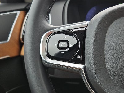 2024 Volvo XC90 B6 AWD Plus Bright Theme 7P