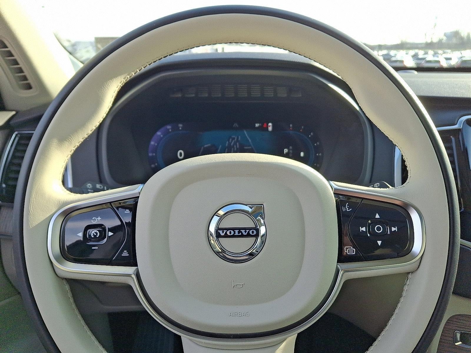 2024 Volvo XC90 B6 AWD Plus Bright Theme 7P