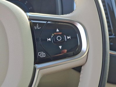 2024 Volvo XC90 B6 AWD Plus Bright Theme 7P