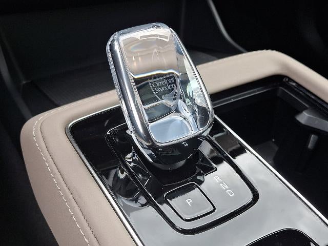 2026 Volvo XC90 B6 AWD Plus 7-Seater