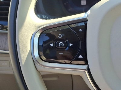 2024 Volvo XC90 B6 AWD Plus Bright Theme 7P