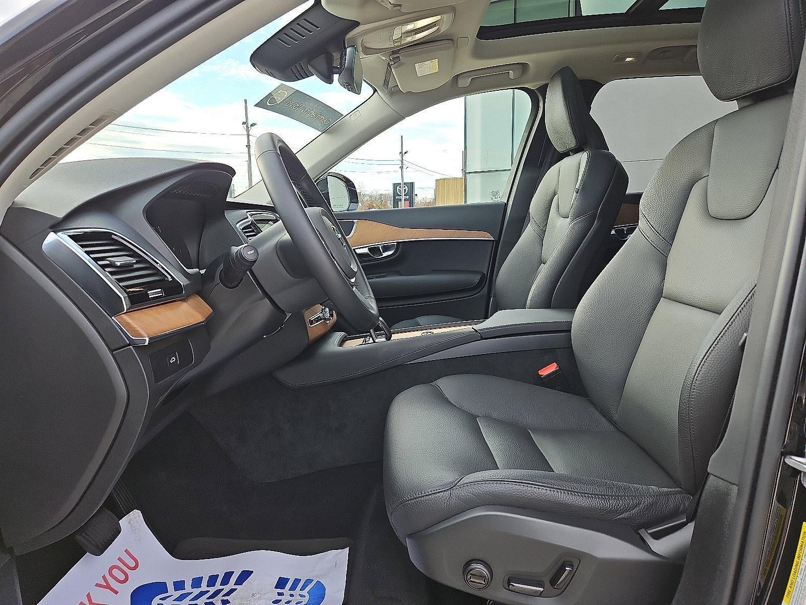 2025 Volvo XC90 B6 AWD Plus 7-Seater