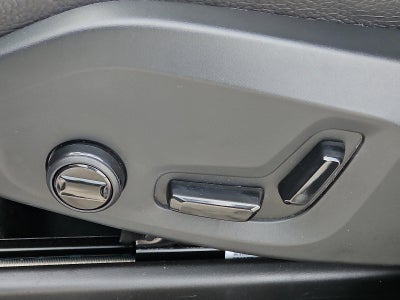 2025 Volvo XC90 B6 AWD Plus 7-Seater