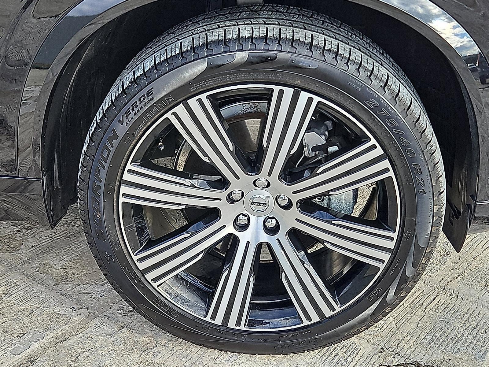 2025 Volvo XC90 B6 AWD Plus 7-Seater