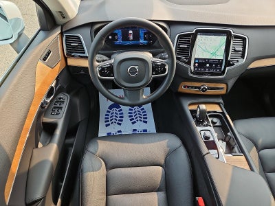 2024 Volvo XC90 B6 AWD Plus Bright Theme 7P