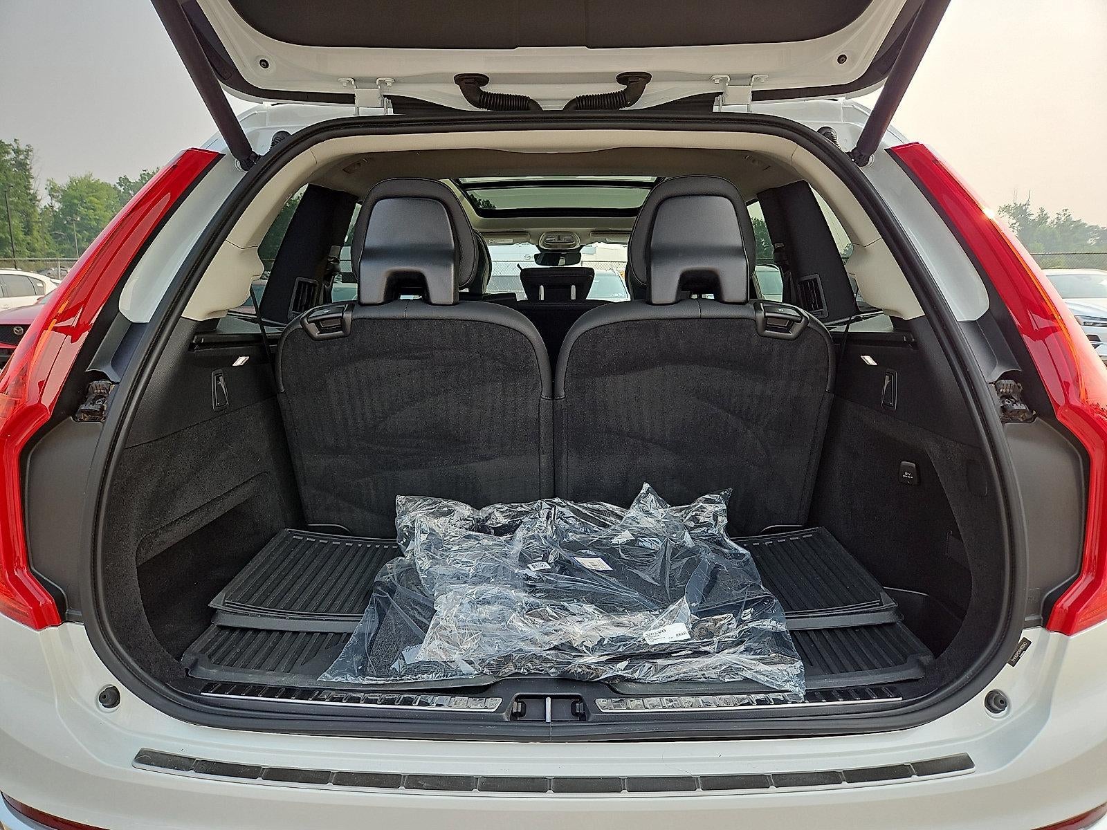 2024 Volvo XC90 B6 AWD Plus Bright Theme 7P