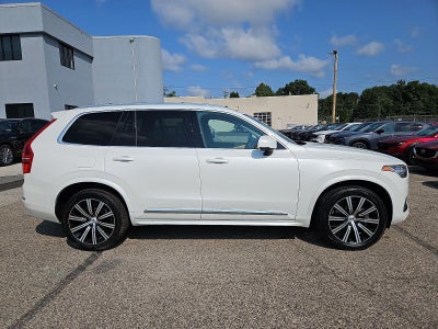 2025 Volvo XC90 B6 AWD Core 7-Seater