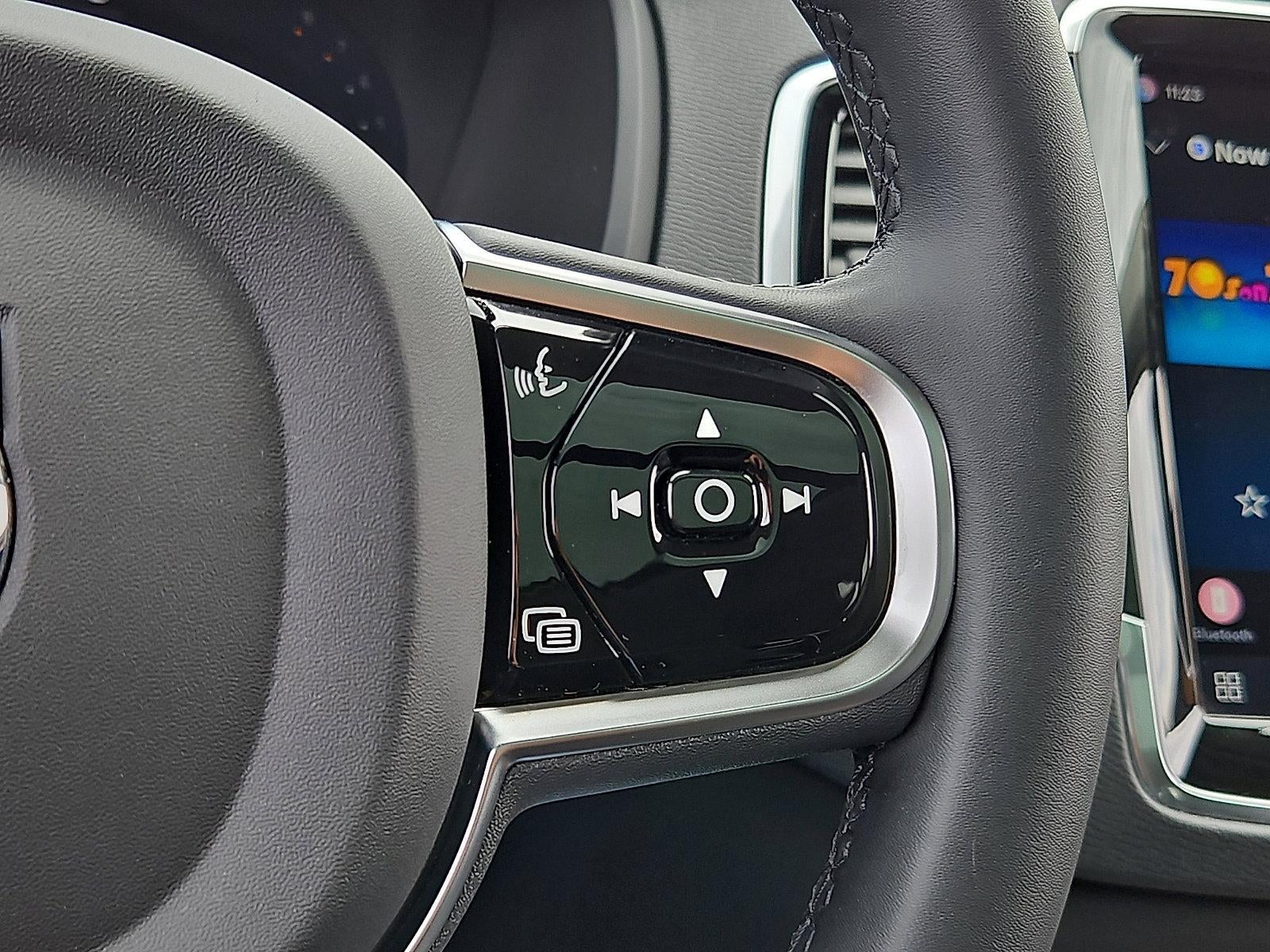 2023 Volvo XC90 B6 AWD Plus 7P