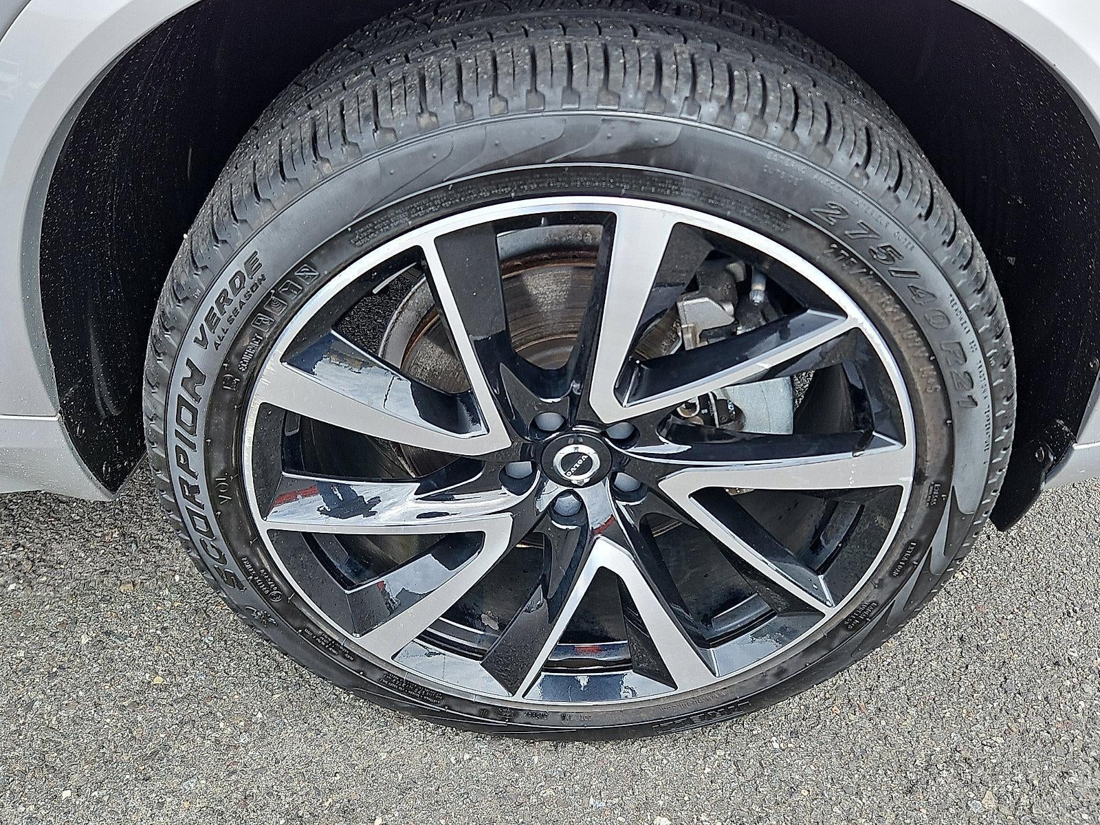 2023 Volvo XC90 B6 AWD Plus 7P