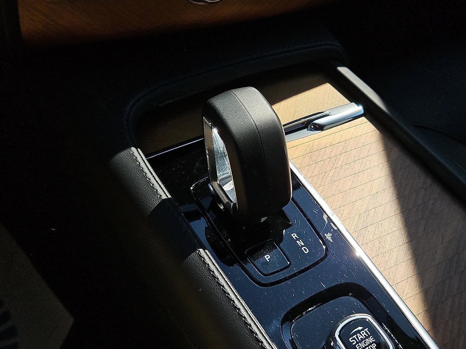 2023 Volvo XC90 B6 AWD Plus 7P